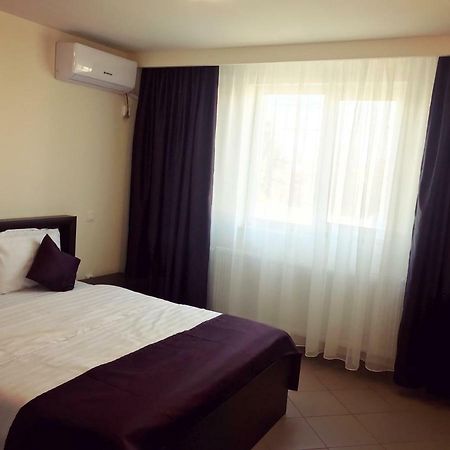 Casa Bucurr Hotel Afumati Ngoại thất bức ảnh