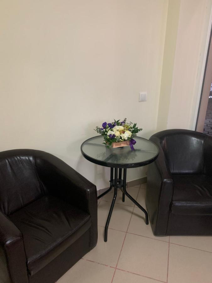Casa Bucurr Hotel Afumati Ngoại thất bức ảnh